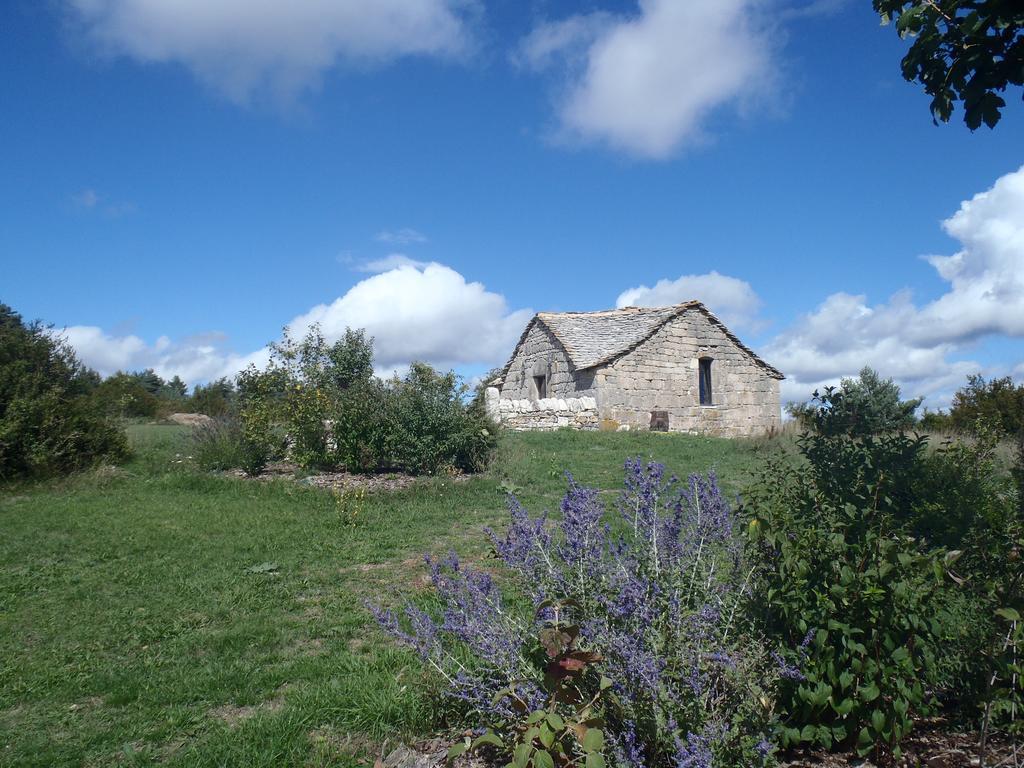 Vila Chapelle Du Domaine De Bombes Saint-Rome-de-Dolan Exteriér fotografie